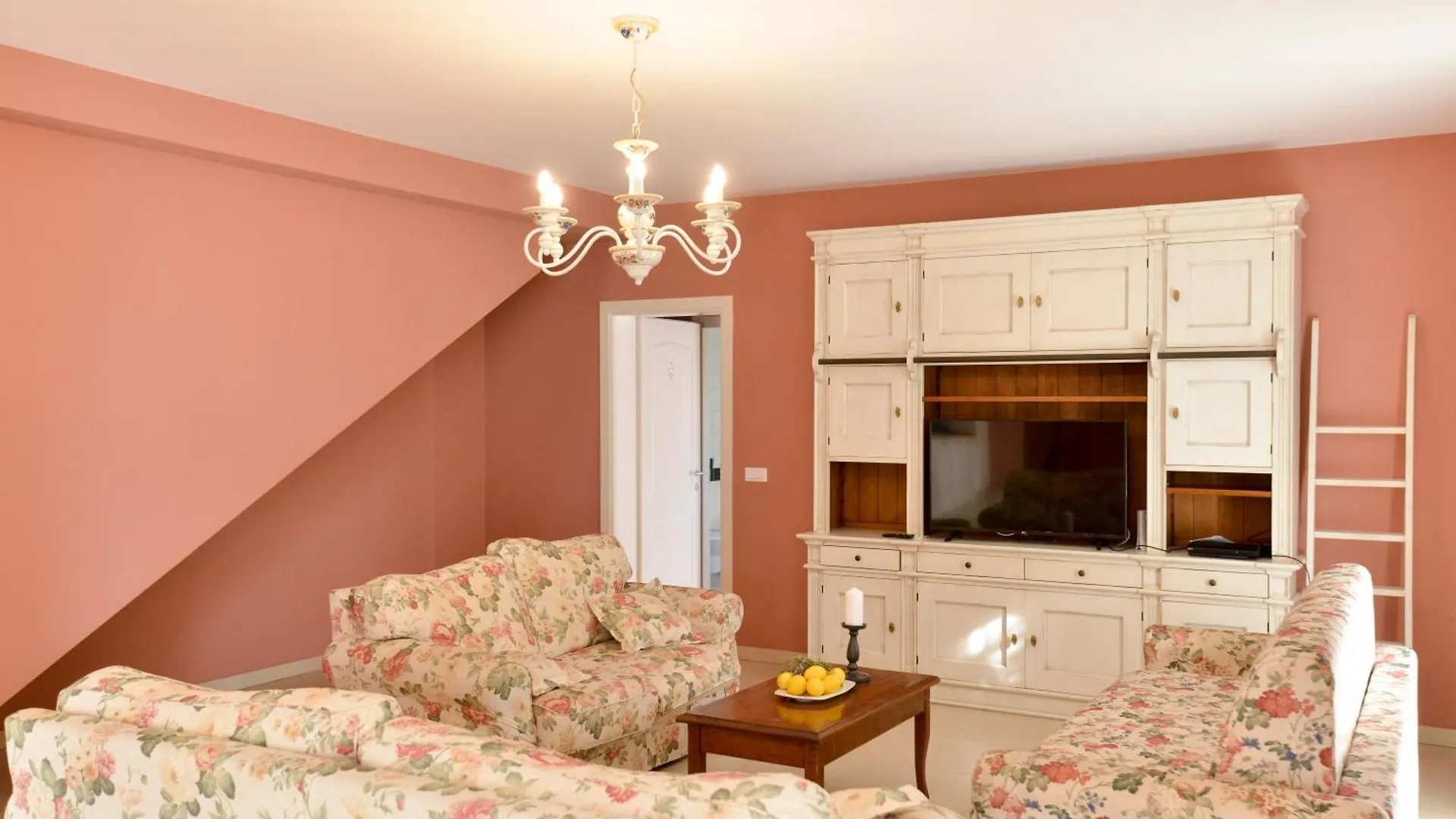 Villas Vilanija Umag 0*,  Kroatien
